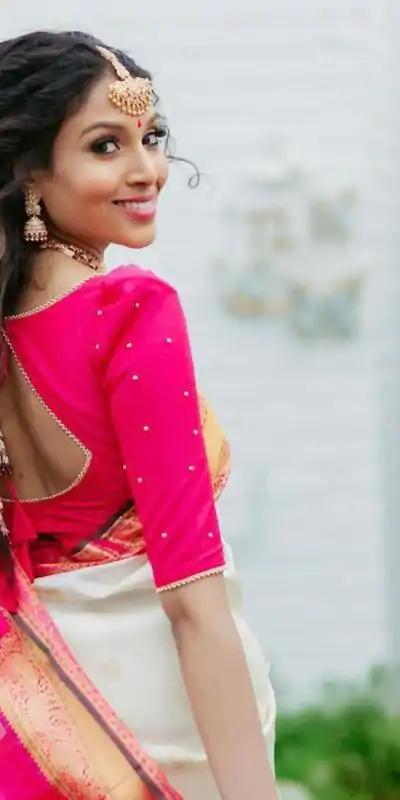 KP 4014 Pink in Color Soft Lichi Silk Lace Work & Lace Border Saree . Festive Deal ₹1449. Delivery 4-6 Working Days. Shop now. | Bollywood Sarees, Creative Sarees, Designer Sarees, Embroidered Sarees, Ethnic Saree, Modern Digital sarees, Party Wear Sarees, Sarees