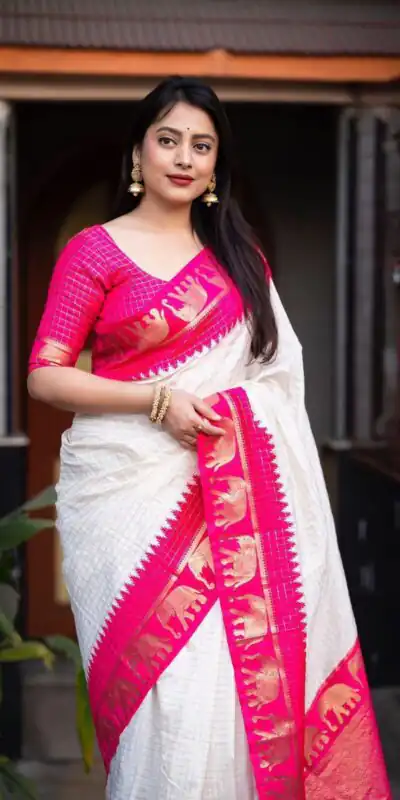 KP 5078 Pink Color Soft Lichi Silk with Lace Work & Lace Border. Saree Best Price ₹1449. Delivery 4-6 Working Days. Shop now. | Bollywood Sarees, Creative Sarees, Designer Sarees, Embroidered Sarees, Ethnic Saree, Modern Digital sarees, Party Wear Sarees, Sarees