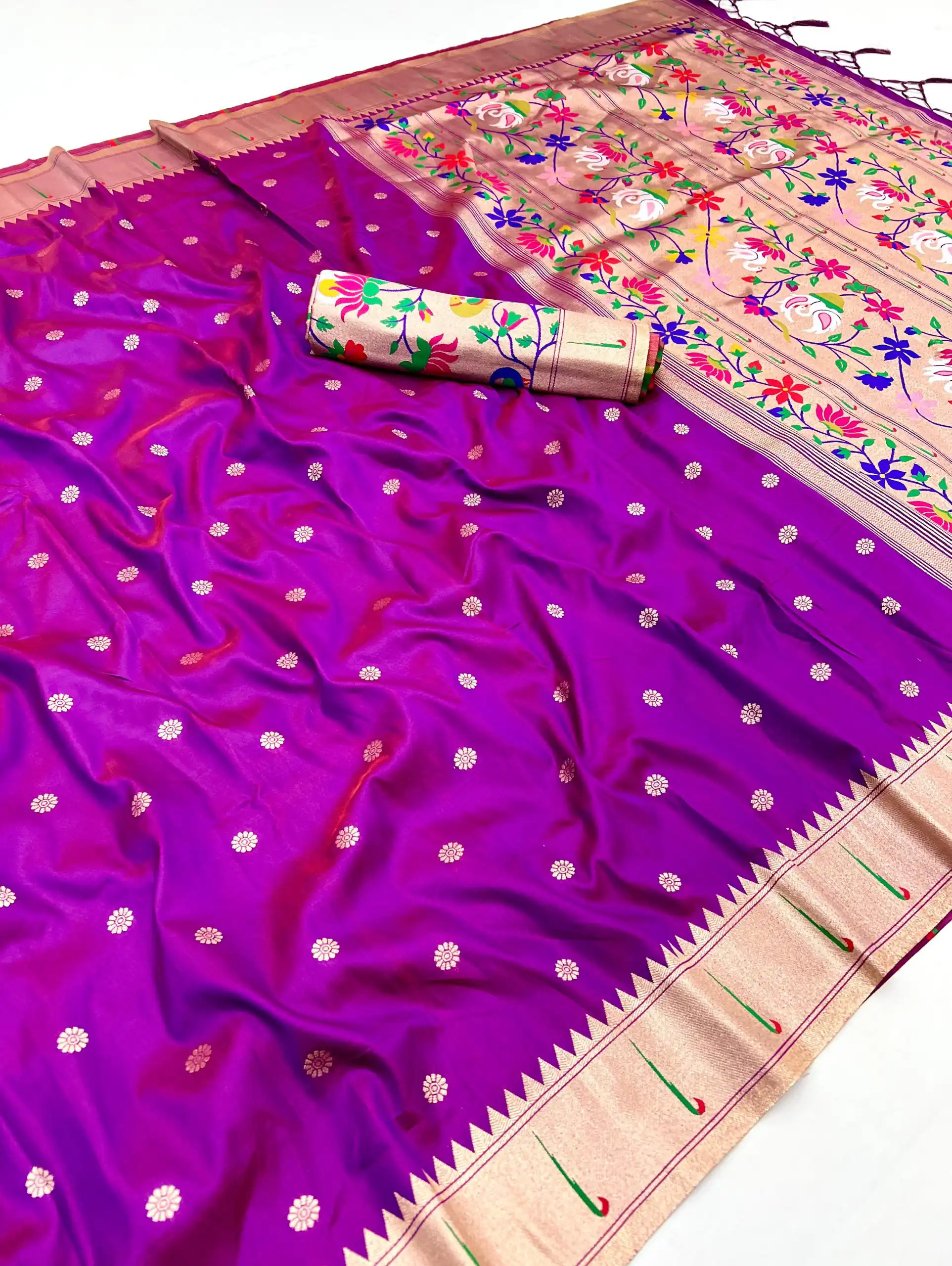 MB 150 Purple A Pethani silk Saree Perfect for Wedding, Party, Baisakhi, Reception, Traditional Day – . Affordable Price ₹2549. Delivery 4-6 Working | Bollywood Sarees, Creative Sarees, Designer Sarees, Embroidered Sarees, Ethnic Saree, Modern Digital sarees, Party Wear Sarees, Sarees