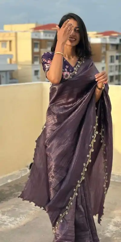 AC Gold Crush Purple Gold Crush with Lace Border & Lace Work Saree . Festive Deal ₹2599. Delivery 4-6 Working Days. Shop now. | Bollywood Sarees, Creative Sarees, Designer Sarees, Embroidered Sarees, Ethnic Saree, Modern Digital sarees, Party Wear Sarees, Sarees