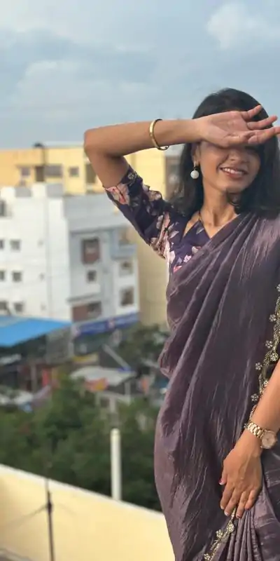 AC Gold Crush Purple Gold Crush with Lace Border & Lace Work Saree . Festive Deal ₹2599. Delivery 4-6 Working Days. Shop now. | Bollywood Sarees, Creative Sarees, Designer Sarees, Embroidered Sarees, Ethnic Saree, Modern Digital sarees, Party Wear Sarees, Sarees