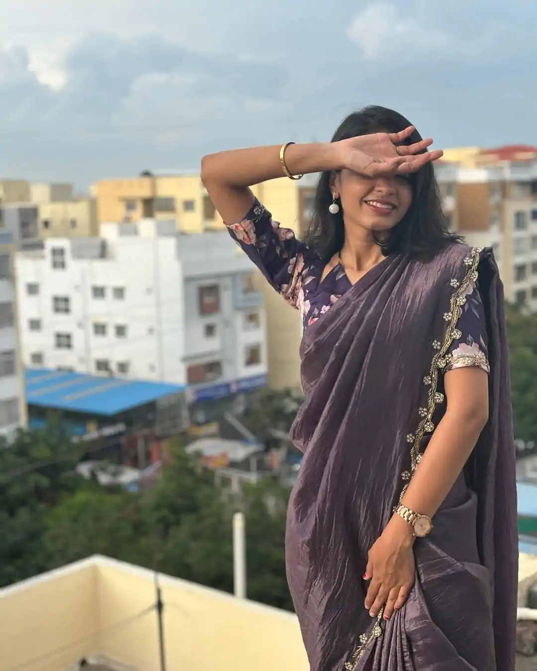 AC Gold Crush Purple Gold Crush with Lace Border & Lace Work Saree . Festive Deal ₹2599. Delivery 4-6 Working Days. Shop now. | Bollywood Sarees, Creative Sarees, Designer Sarees, Embroidered Sarees, Ethnic Saree, Modern Digital sarees, Party Wear Sarees, Sarees