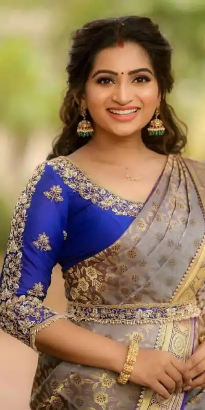 KP 3077 Purple Soft Lichi Silk Saree Perfect for Wedding, Party, Housewarming, Baby Shower, Onam . Available at ₹1599 only. Delivery 4-6 Working Da | Bollywood Sarees, Creative Sarees, Designer Sarees, Embroidered Sarees, Ethnic Saree, Modern Digital sarees, Party Wear Sarees, Sarees