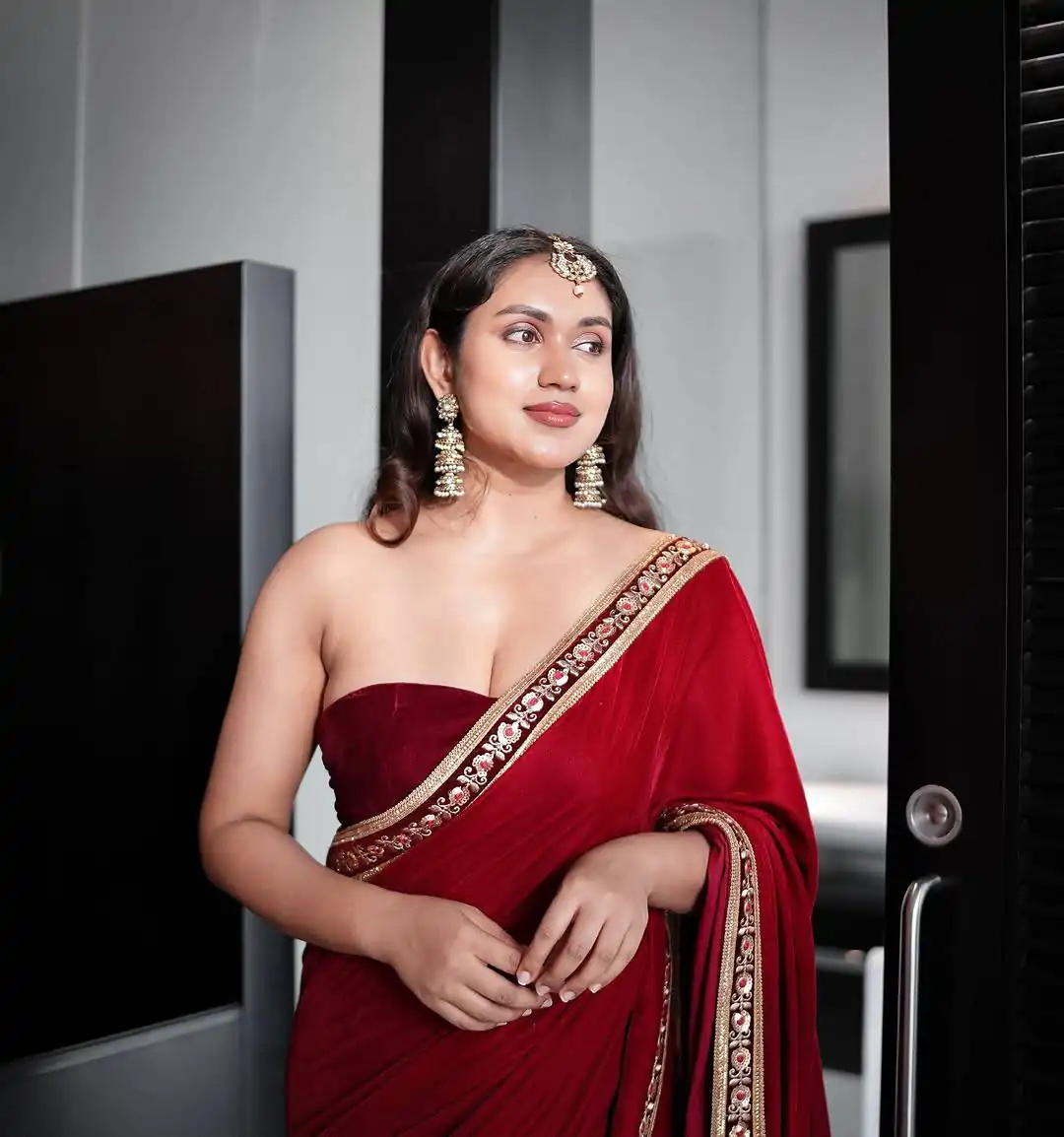 SC 239 Pink Georgette With Lace Work & Lace Border Saree . Wedding, Party, Festive, Events, Exclusive Offer ₹1599. Delivery 4-6 Working Days. Shop now. | Bollywood Sarees, Creative Sarees, Designer Sarees, Embroidered Sarees, Ethnic Saree, Modern Digital sarees, Party Wear Sarees, Sarees