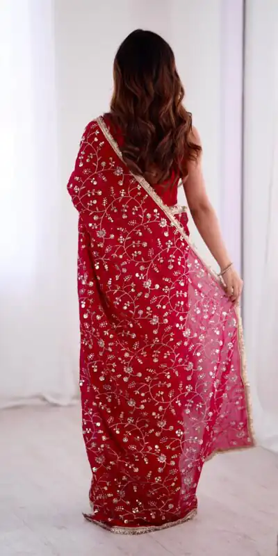 SRK 5296 Red Crunchy Silk Lace Work & Embroidery Work Saree in . Special Price ₹1799. Delivery 4-6 Working Days. Shop now. | Bollywood Sarees, Creative Sarees, Designer Sarees, Embroidered Sarees, Ethnic Saree, Modern Digital sarees, Party Wear Sarees, Sarees