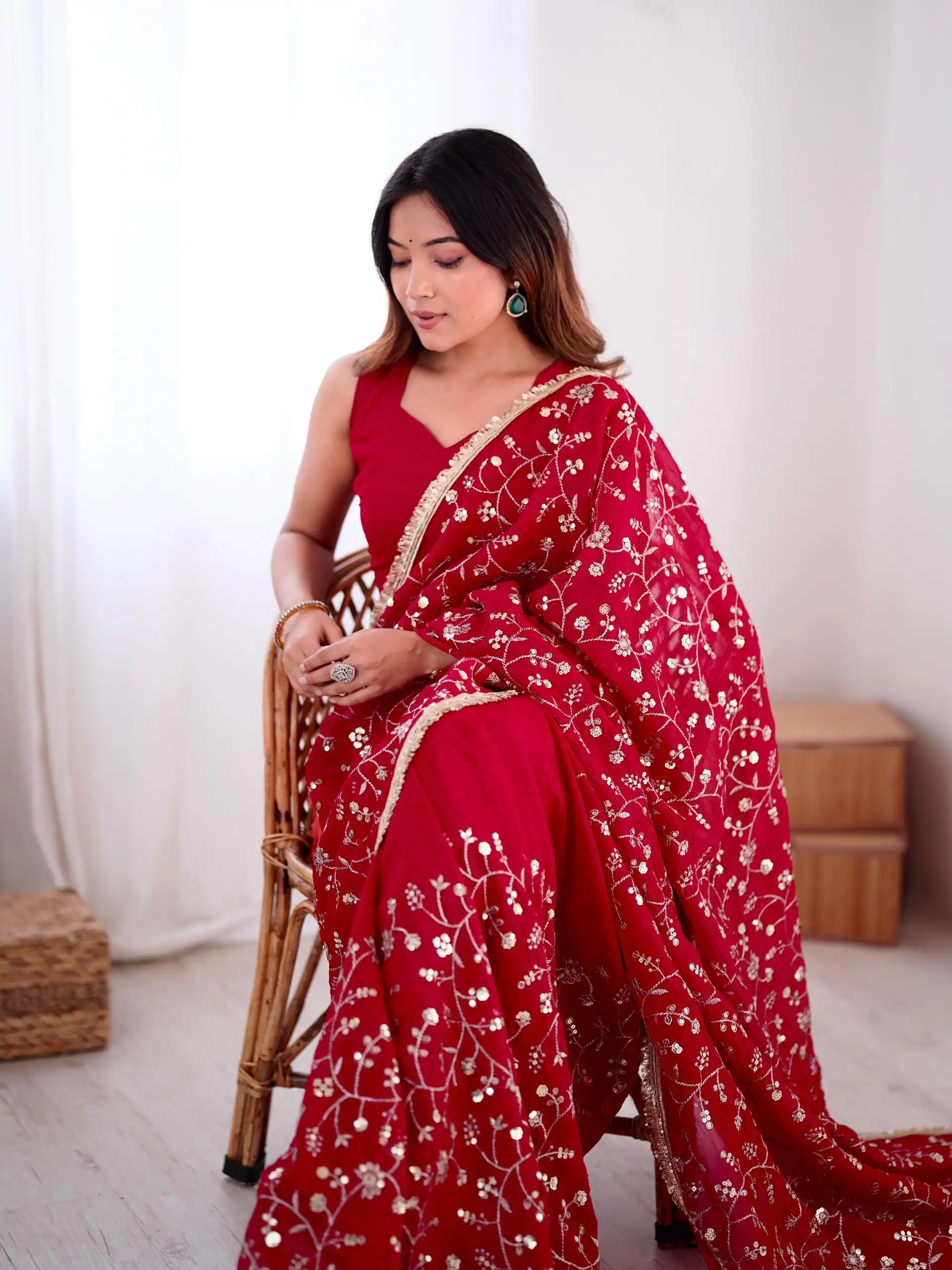 SRK 5296 Red Crunchy Silk Lace Work & Embroidery Work Saree in . Special Price ₹1799. Delivery 4-6 Working Days. Shop now. | Bollywood Sarees, Creative Sarees, Designer Sarees, Embroidered Sarees, Ethnic Saree, Modern Digital sarees, Party Wear Sarees, Sarees