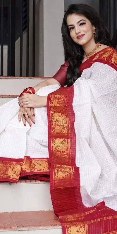 KP 3025 Red Soft Lichi Silk Saree Perfect for Wedding, Party, Baby Shower, Onam, Durga Puja . Available at ₹1449 only. Delivery 4-6 Working Days. | Bollywood Sarees, Creative Sarees, Designer Sarees, Embroidered Sarees, Ethnic Saree, Modern Digital sarees, Party Wear Sarees, Sarees