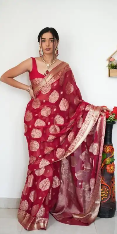 KP 5039 Red Perfect for Soft Lilan Slab Attractive Charm full Saree Wedding, Party, Onam, Engagement, Festival Celebrations . Exclusive Offer ₹1449. | Bollywood Sarees, Creative Sarees, Designer Sarees, Embroidered Sarees, Ethnic Saree, Modern Digital sarees, Party Wear Sarees, Sarees