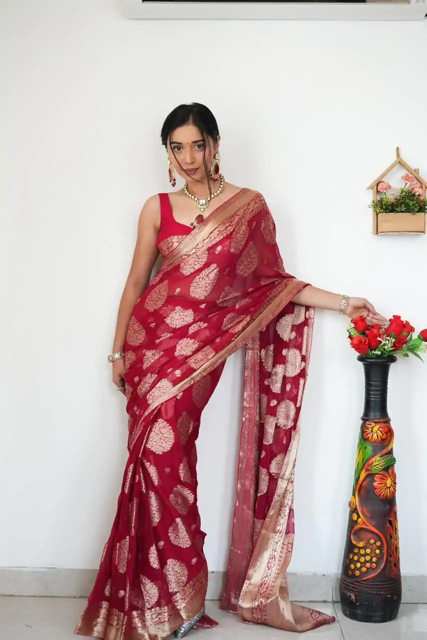 KP 5039 Red Perfect for Soft Lilan Slab Attractive Charm full Saree Wedding, Party, Onam, Engagement, Festival Celebrations . Exclusive Offer ₹1449. | Bollywood Sarees, Creative Sarees, Designer Sarees, Embroidered Sarees, Ethnic Saree, Modern Digital sarees, Party Wear Sarees, Sarees