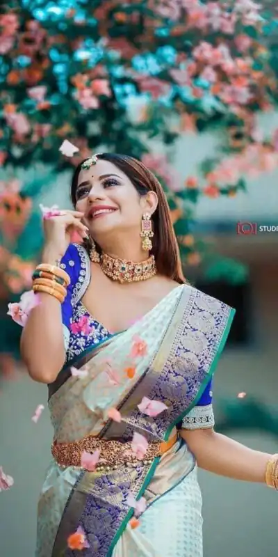 KP 4026 Royal Blue Soft Lichi Silk Cloth Lace Work & Lace Border Saree in Royal Blue Get it for ₹1449. Delivery 4-6 Working Days. Shop now. | Bollywood Sarees, Creative Sarees, Designer Sarees, Embroidered Sarees, Ethnic Saree, Modern Digital sarees, Party Wear Sarees, Sarees