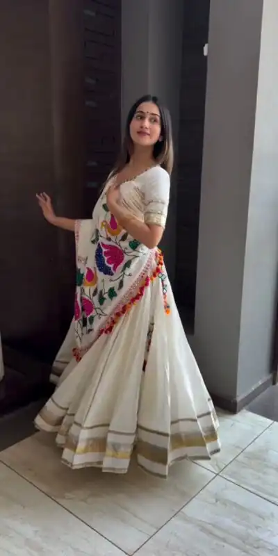 LG 653 White Cotton Lehenga Choli Perfect for Wedding, Party, Diwali, Lohri, Anniversary . Now at just ₹2399. Delivery 4-6 Working Days. Shop now. | Bollywood Lehenga, Creative Lehenga, Designer Lehenga, Embroidered Lehenga, Lehenga, Party Wear Lehenga