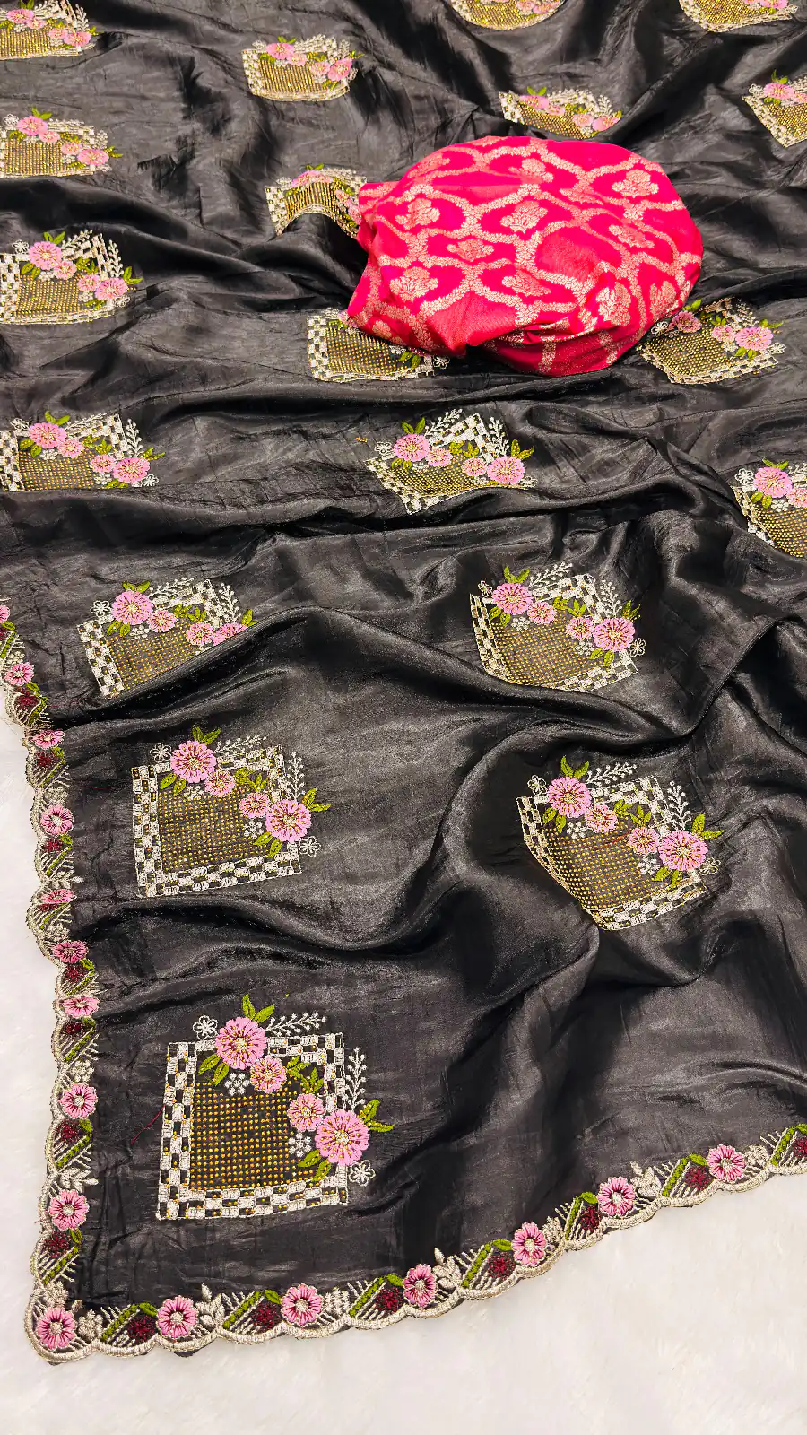 SC 239 Pink Georgette With Lace Work & Lace Border Saree . Wedding, Party, Festive, Events, Exclusive Offer ₹1599. Delivery 4-6 Working Days. Shop now. | Bollywood Sarees, Creative Sarees, Designer Sarees, Embroidered Sarees, Ethnic Saree, Modern Digital sarees, Party Wear Sarees, Sarees