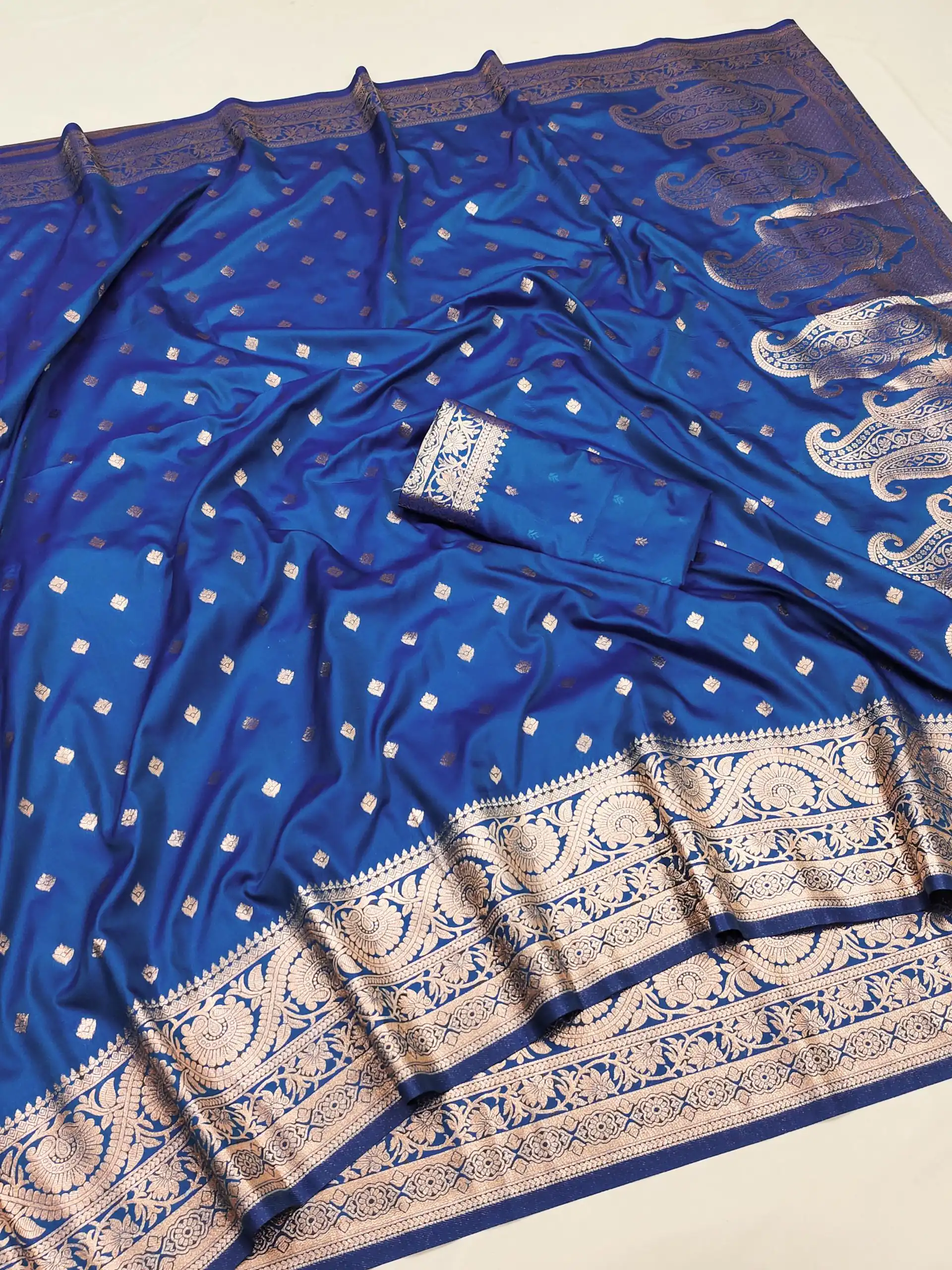 MB 1132 Blue Banarasi silk Saree Perfect for Wedding, Party, Traditional Day, Lohri, Durga Puja – . Festive Deal ₹1849. Delivery 4-6 Working Days. | Bollywood Sarees, Creative Sarees, Designer Sarees, Embroidered Sarees, Ethnic Saree, Modern Digital sarees, Party Wear Sarees, Sarees