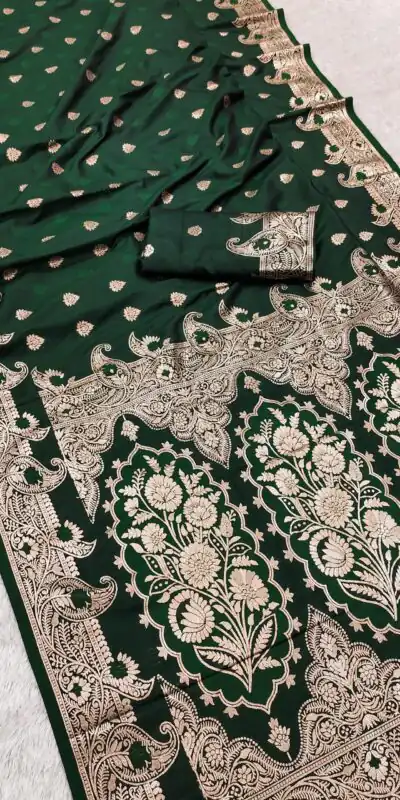 MB 43 Green Color Banarasi silk Saree with Lace Work & Zari Work. Wedding, Party, Festive Grab it for ₹1899. Delivery 4-6 Working Days. Shop now. | Bollywood Sarees, Creative Sarees, Designer Sarees, Embroidered Sarees, Ethnic Saree, Modern Digital sarees, Party Wear Sarees, Sarees