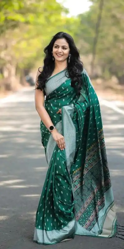 KPR 229 Green in Soft Lichi Silk Lace Border & Lace Work Saree . Special Price ₹1399. Delivery 4-6 Working Days. Shop now. | Bollywood Sarees, Creative Sarees, Designer Sarees, Embroidered Sarees, Ethnic Saree, Modern Digital sarees, Party Wear Sarees, Sarees