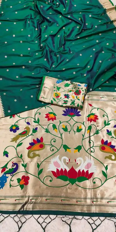 MB 149 Green Silk Saree with Zari Work & Lace Work. Wedding, Party, Festive, Events, Grab it for ₹2549. Delivery 4-6 Working Days. Shop now. | Bollywood Sarees, Creative Sarees, Designer Sarees, Embroidered Sarees, Ethnic Saree, Modern Digital sarees, Party Wear Sarees, Sarees