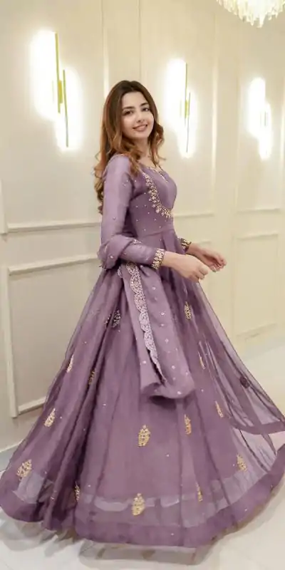 LG 2006 Lavender Georgette Gown Perfect for Wedding, Party, Engagement, Diwali, Sangeet . Exclusive Offer ₹1999. Delivery 4-6 Working Days. Shop now. | Bollywood Gowns, Creative Gowns, Designer Gowns, Embroidered Gowns, Gowns, Party Wear Gowns