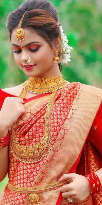 KP 3069 Red Soft Lichi Silk Saree with Lace Border & Lace Work. Affordable Price ₹1399. Delivery 4-6 Working Days. Shop now. | Bollywood Sarees, Creative Sarees, Designer Sarees, Embroidered Sarees, Ethnic Saree, Modern Digital sarees, Party Wear Sarees, Sarees