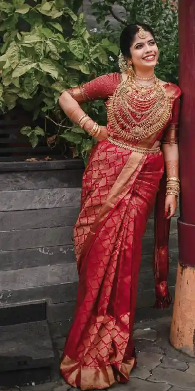KP 3069 Red Soft Lichi Silk Saree with Lace Border & Lace Work. Affordable Price ₹1399. Delivery 4-6 Working Days. Shop now. | Bollywood Sarees, Creative Sarees, Designer Sarees, Embroidered Sarees, Ethnic Saree, Modern Digital sarees, Party Wear Sarees, Sarees