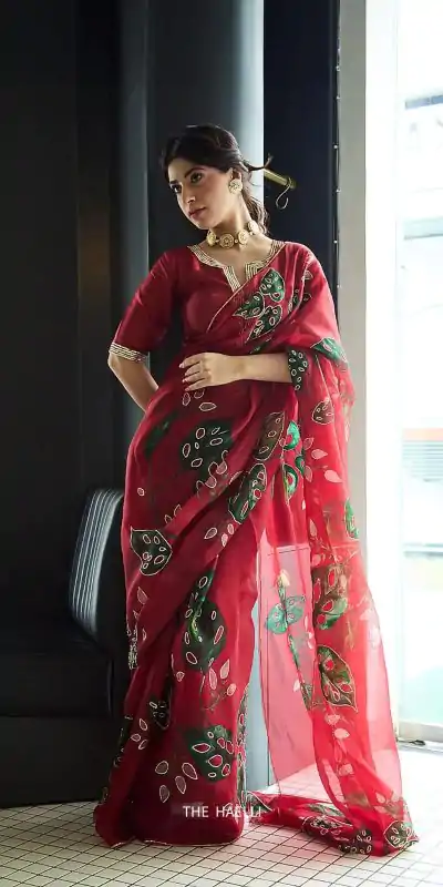 AC ZOYA Red in Color Soft Organza Designer Work Saree . Wedding, Party, Festive, Events, Best Price ₹2399. Delivery 4-6 Working Days. Shop now. | Bollywood Sarees, Creative Sarees, Designer Sarees, Embroidered Sarees, Ethnic Saree, Modern Digital sarees, Party Wear Sarees, Sarees