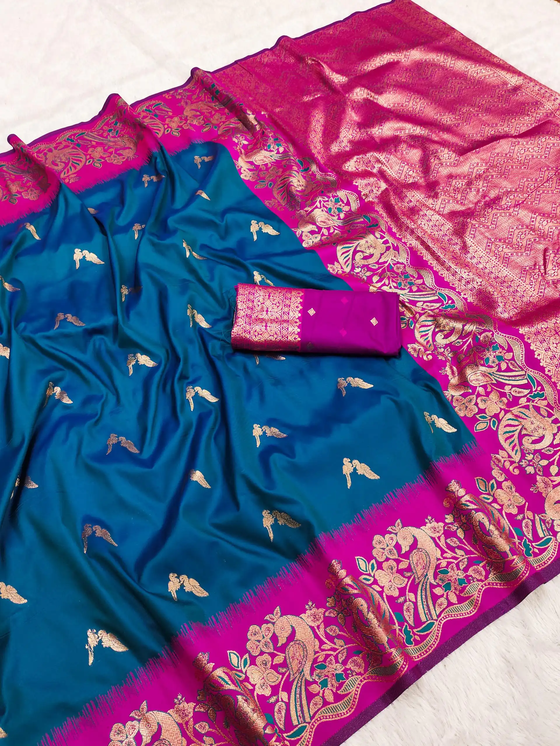 MB 3308 Teal Banarasi Silk Saree Perfect for Wedding, Party, Holi, Reception, Raksha Bandhan – . Special Price ₹1999. Delivery 4-6 Working Days. Shop n | Bollywood Sarees, Creative Sarees, Designer Sarees, Embroidered Sarees, Ethnic Saree, Modern Digital sarees, Party Wear Sarees, Sarees