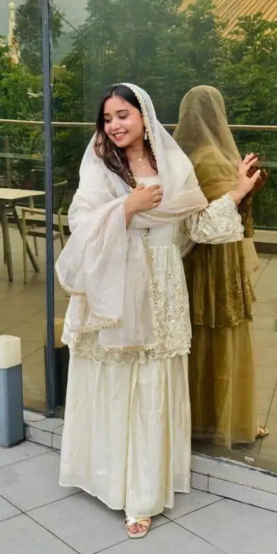 VLM 300 White Chinon Silk with Lace Work & Embroidery Work Salwar Suit . Affordable Price ₹1899. Delivery 4-6 Working Days. Shop now. | Designer Suits, Jump Suits, Casual Suits, Creative suits, Palazzo Suits, Party Wear Suits, Patiala Suits, Salwar suit, Straight Suits