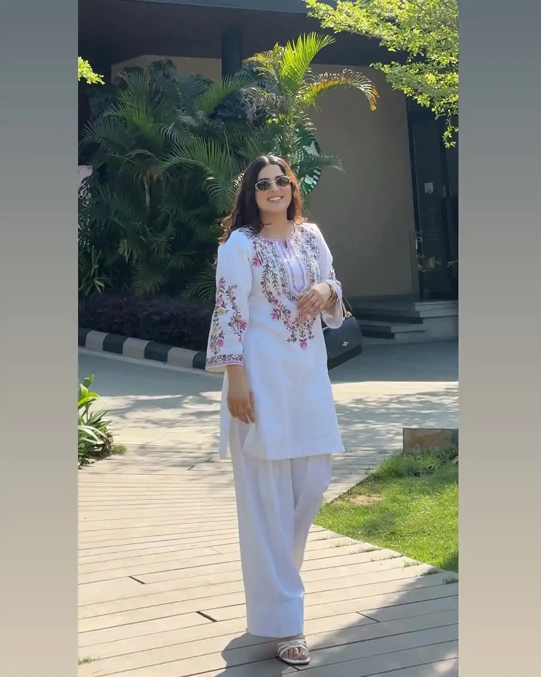 SRK 5272 White Natural Crep Silk with Embroidery Work Salwar Suit . Affordable Price ₹1799. Delivery 4-6 Working Days. Shop now. | Designer Suits, Jump Suits, Casual Suits, Creative suits, Palazzo Suits, Party Wear Suits, Patiala Suits, Salwar suit, Straight Suits