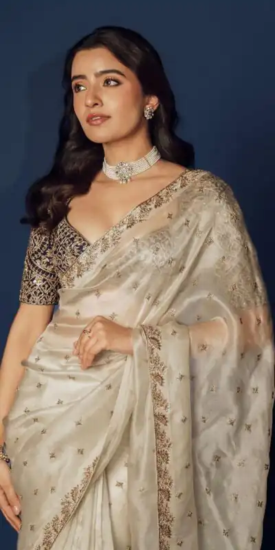 BT 396 Off White Soft TB Organza Saree with Lace Work & Zari Work. Special Price ₹1899. Delivery 4-6 Working Days. Shop now. | Bollywood Sarees, Creative Sarees, Designer Sarees, Embroidered Sarees, Ethnic Saree, Modern Digital sarees, Party Wear Sarees, Sarees