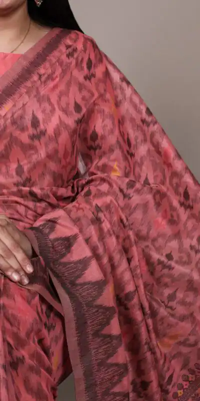 YNF 7414 Peach Poly Cotton Saree Thread Weaving Work Designer Work. Get it for ₹1549. Delivery 4-6 Working Days. Shop now. | Bollywood Sarees, Creative Sarees, Designer Sarees, Embroidered Sarees, Ethnic Saree, Modern Digital sarees, Party Wear Sarees, Sarees