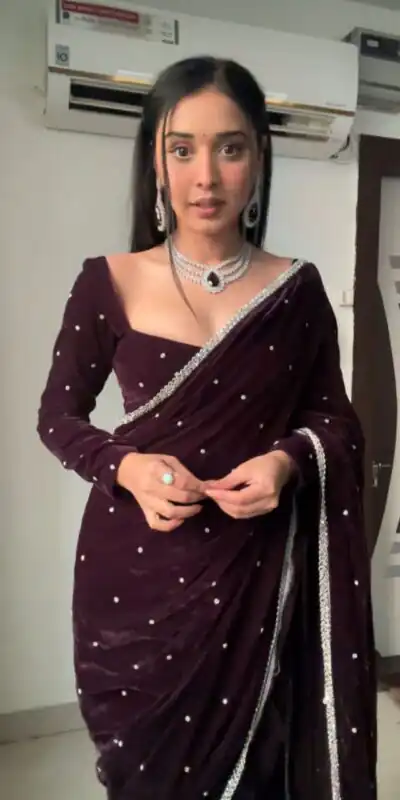 BD 1798 Wine Velvet 9000 with Revert Machine Pearl Work Saree Designer Work. Get it for ₹2049. Delivery 4-6 Working Days. Shop now. | Bollywood Sarees, Creative Sarees, Designer Sarees, Embroidered Sarees, Ethnic Saree, Modern Digital sarees, Party Wear Sarees, Sarees