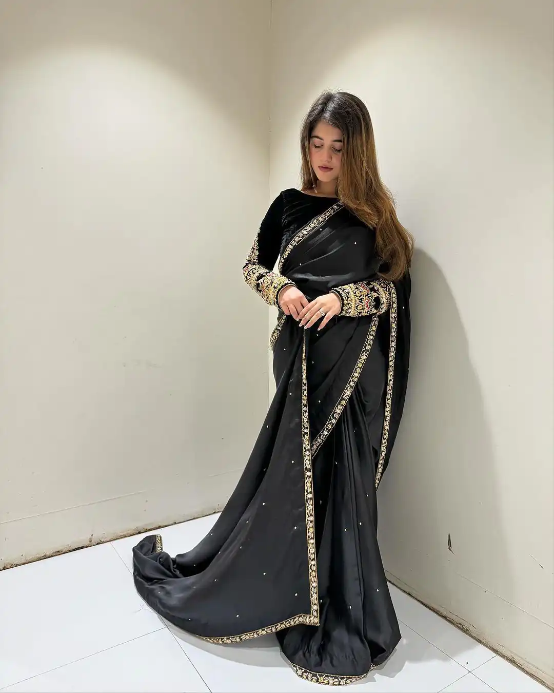 ST 403 Black in 9000 Velvet Embroidery Work & Lace Work Saree . Introductory Price ₹1999. Delivery 4-6 Working Days. Shop now. | Bollywood Sarees, Creative Sarees, Designer Sarees, Embroidered Sarees, Ethnic Saree, Modern Digital sarees, Party Wear Sarees, Sarees