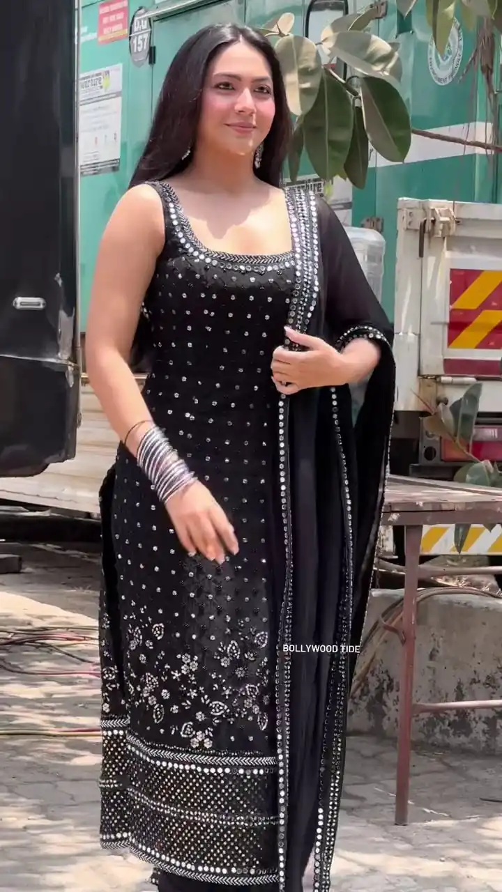 RTC 5912 Black Faux Georgette Salwar Suit Perfect for Wedding, Party, Baisakhi, Baby Shower, Sangeet – . Introductory Price ₹2099. Delivery 4-6 Working | Designer Suits, Jump Suits, Tops & Bottoms, Track Suits, Trendy Wear, Casual Suits, Creative suits, Palazzo Suits, Party Wear Suits, Patiala Suits, Salwar suit, Straight Suits