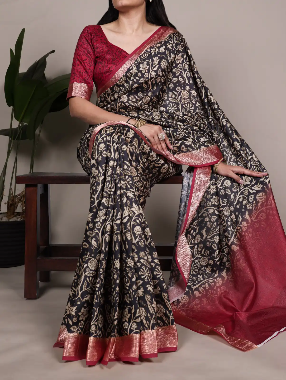 YNF 7055 Black in Tasar Silk With Viscose Border Lace Work & Lace Border Saree. Exclusive Offer ₹1699. Delivery 4-6 Working Days. Shop now. | Bollywood Sarees, Creative Sarees, Designer Sarees, Embroidered Sarees, Ethnic Saree, Modern Digital sarees, Party Wear Sarees, Sarees
