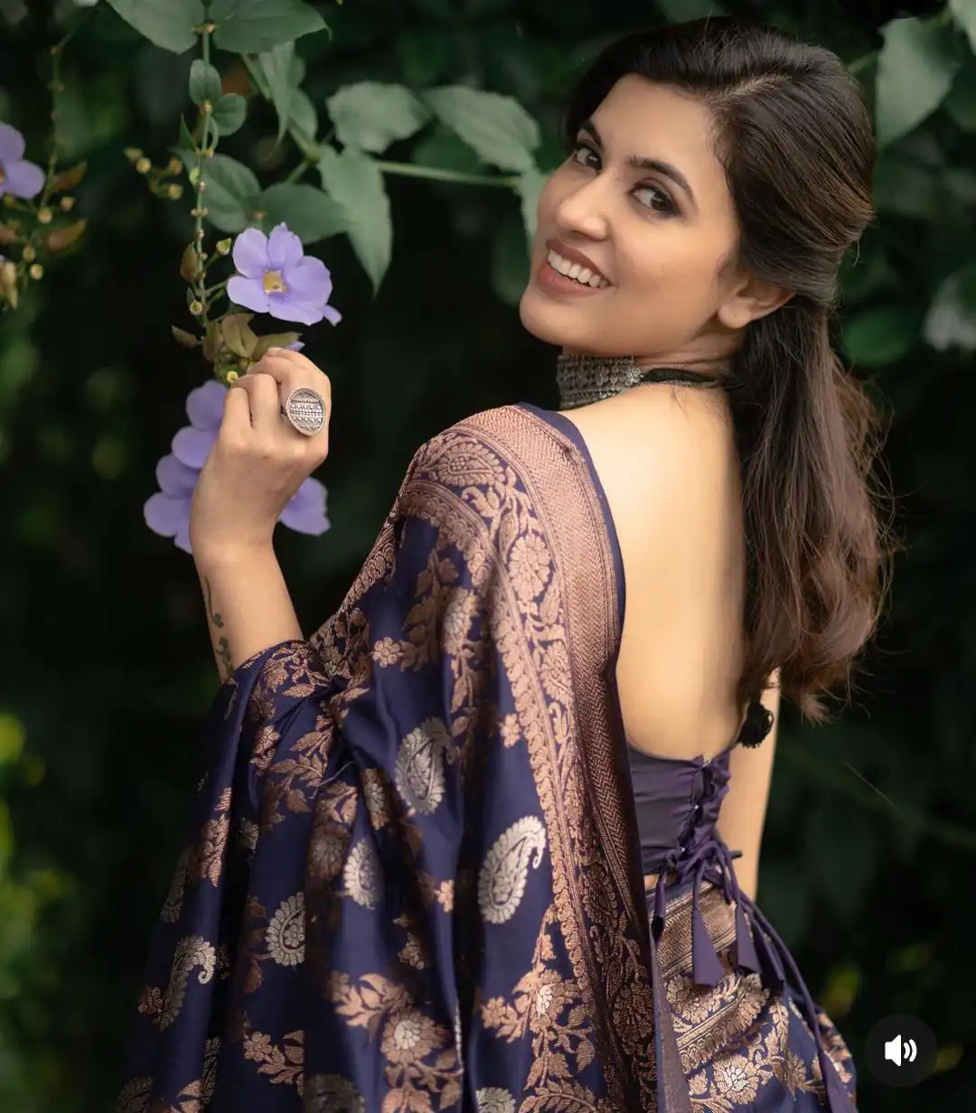 KPR 192 Blue Soft Lichi Silk Saree with Lace Border & Lace Work. Affordable Price ₹1449. Delivery 4-6 Working Days. Shop now. | Bollywood Sarees, Creative Sarees, Designer Sarees, Embroidered Sarees, Ethnic Saree, Modern Digital sarees, Party Wear Sarees, Sarees