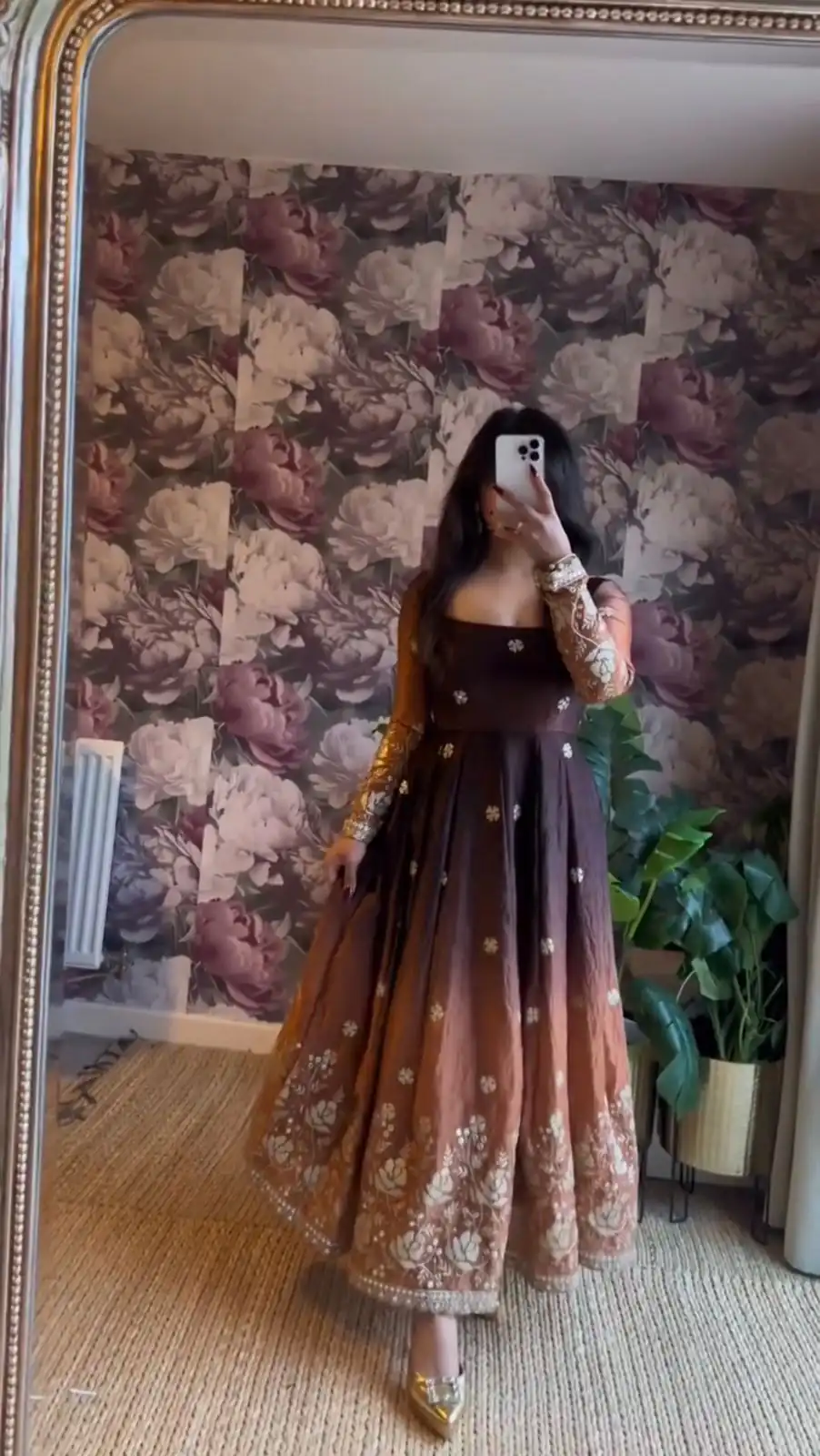 RTC 5955 Brown Chinon Silk Salwar Suit Perfect for Wedding, Party, Cultural Events, Lohri, Reception Exclusive Offer ₹2549. Delivery 4-6 Working Day | Jump Suits, Straight Suits, Tops & Bottoms, Track Suits, Trendy Wear, Casual Suits, Creative suits, Designer Suits, Palazzo Suits, Party Wear Suits, Patiala Suits, Salwar suit