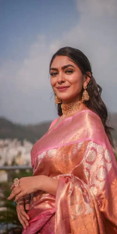 KP 6078 Light Pink in Color Soft Lichi Silk Designer Work Saree . Now at just ₹1449. Delivery 4-6 Working Days. Shop now. | Bollywood Sarees, Creative Sarees, Designer Sarees, Embroidered Sarees, Ethnic Saree, Modern Digital sarees, Party Wear Sarees, Sarees