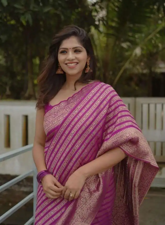 KPR 232 Light Purple Soft Lichi Silk Saree Perfect for Wedding, Party, Anniversary, Sangeet, Baby Shower Now at just ₹1399. Delivery 4-6 Working Days. Shop | Bollywood Sarees, Creative Sarees, Designer Sarees, Embroidered Sarees, Ethnic Saree, Modern Digital sarees, Party Wear Sarees, Sarees