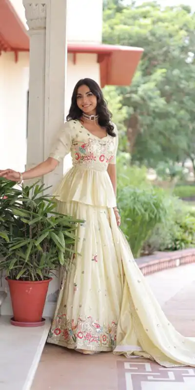 KA 5060 Off White Gold Crush Lehenga Choli Perfect for Wedding, Party, Bridal Wear, Makar Sankranti, Raksha Bandhan – . Exclusive Offer ₹2649. Del | Bollywood Lehenga, Creative Lehenga, Designer Lehenga, Embroidered Lehenga, Lehenga, Party Wear Lehenga
