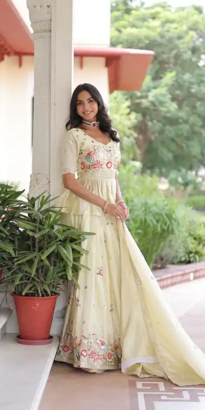 KA 5060 Off White Gold Crush Lehenga Choli Perfect for Wedding, Party, Bridal Wear, Makar Sankranti, Raksha Bandhan – . Exclusive Offer ₹2649. Del | Bollywood Lehenga, Creative Lehenga, Designer Lehenga, Embroidered Lehenga, Lehenga, Party Wear Lehenga