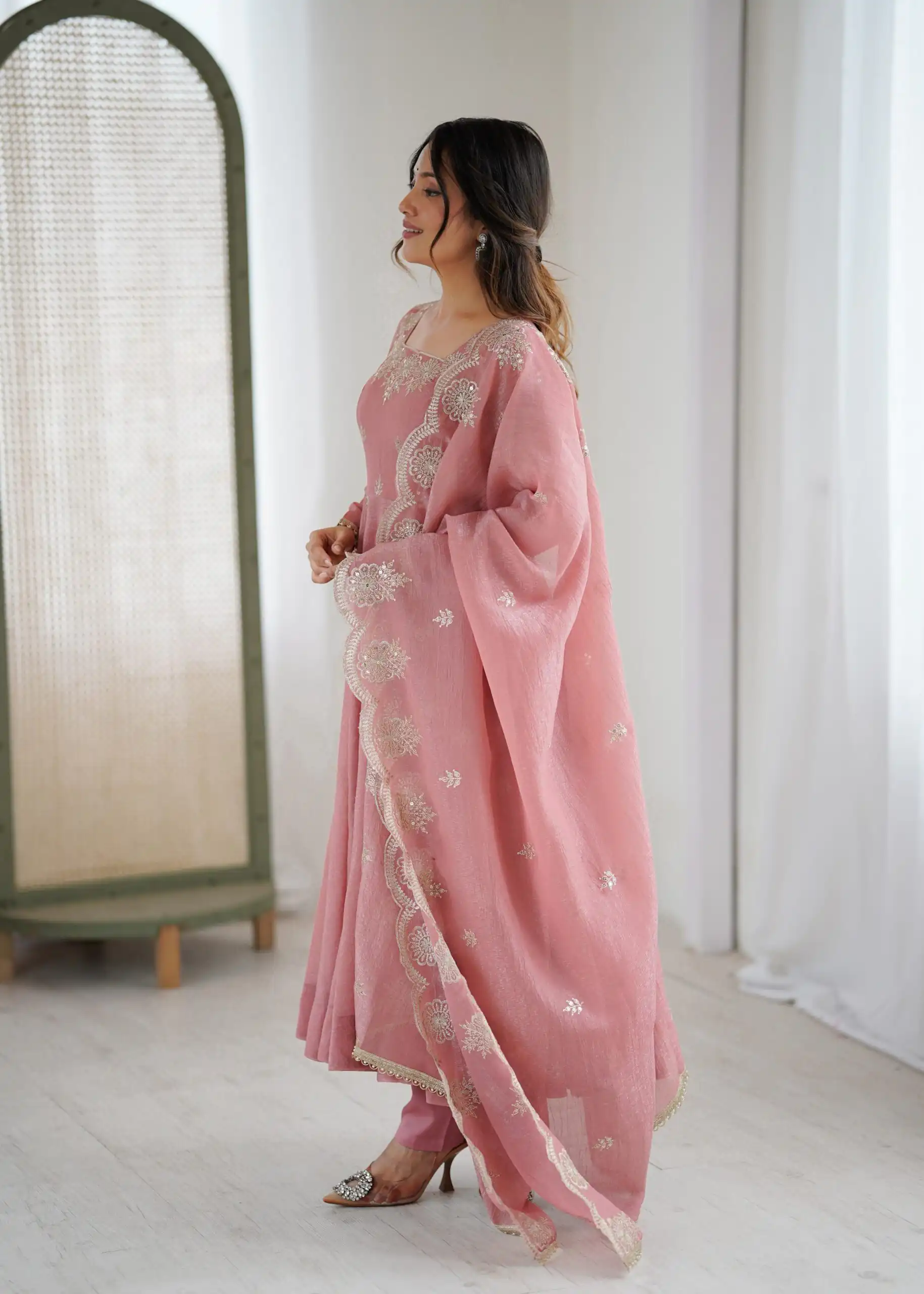 ZF 5011 Onion Crunchy Silk Gown with Embroidery Work. Wedding, Party, Festive, Events Best Price ₹2099. Delivery 4-6 Working Days. Shop now. | Bollywood Gowns, Creative Gowns, Designer Gowns, Embroidered Gowns, Gowns, Party Wear Gowns