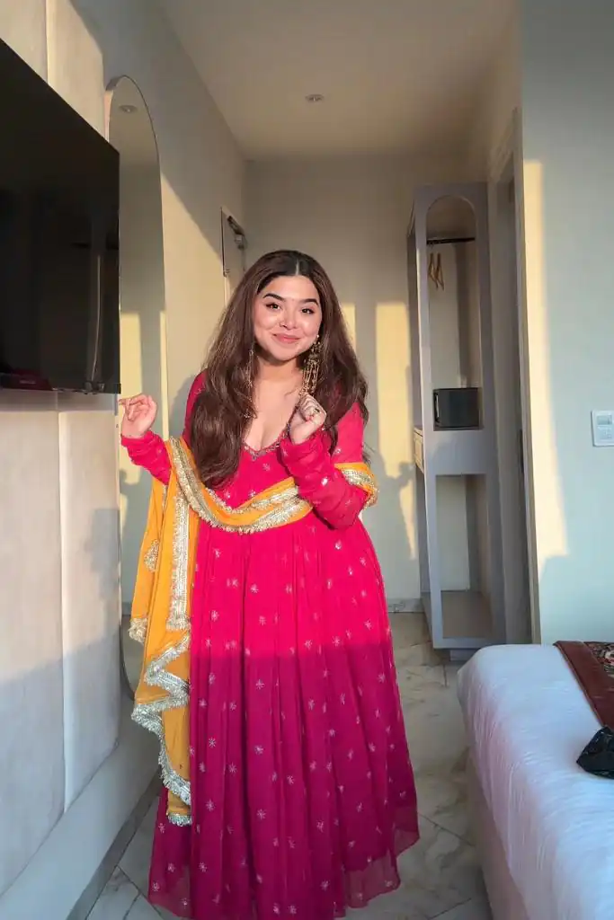 SRK 5313 Pink in Faux Georgette Embroidery Work Salwar Suit . Available at ₹2099 only. Delivery 4-6 Working Days. Shop now. | Jump Suits, Casual Suits, Creative suits, Designer Suits, Palazzo Suits, Party Wear Suits, Patiala Suits, Salwar suit, Straight Suits