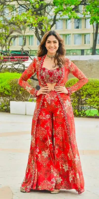 KD 1520 Red Elegant Tubby Silk Salwar Suit with Digital Print & Embroidery Work. Introductory Price ₹2099. Delivery 4-6 Working Days. Shop now. | Jump Suits, Tops & Bottoms, Track Suits, Trendy Wear, Casual Suits, Creative suits, Designer Suits, Palazzo Suits, Party Wear Suits, Patiala Suits, Salwar suit, Straight Suits