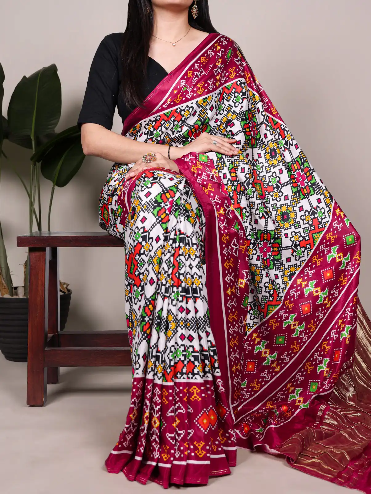 YNF 7801 White Gaji Silk Saree with Patola Print. Wedding, Party, Festive, Events, Best Price ₹2999. Delivery 4-6 Working Days. Shop now. | Bollywood Sarees, Creative Sarees, Designer Sarees, Embroidered Sarees, Ethnic Saree, Modern Digital sarees, Party Wear Sarees, Sarees