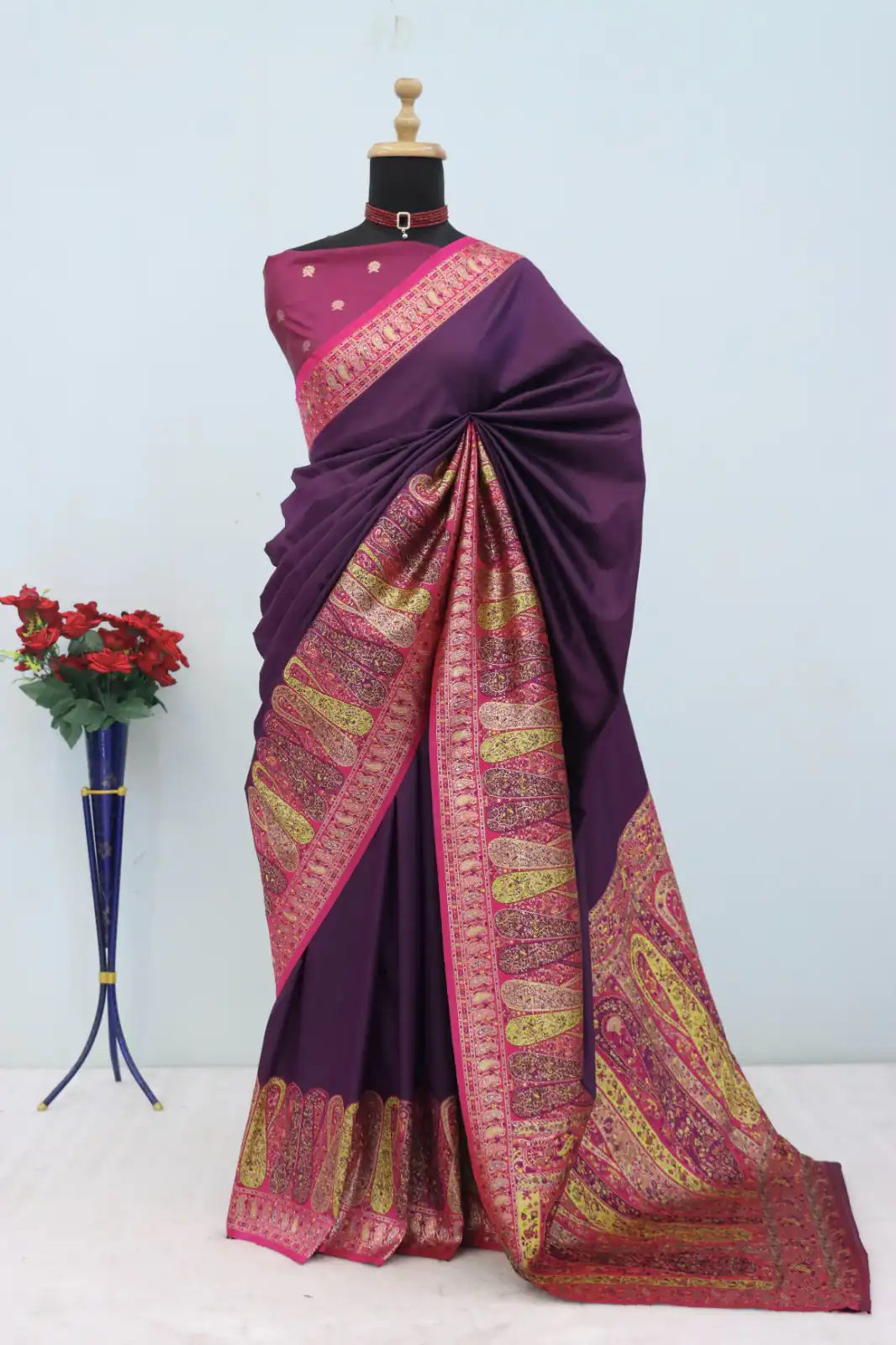 MB 66 Wine in Color Paithani Silk Lace Border & Lace Work Saree . Special Price ₹2399. Delivery 4-6 Working Days. Shop now. | Bollywood Sarees, Creative Sarees, Designer Sarees, Embroidered Sarees, Ethnic Saree, Modern Digital sarees, Party Wear Sarees, Sarees