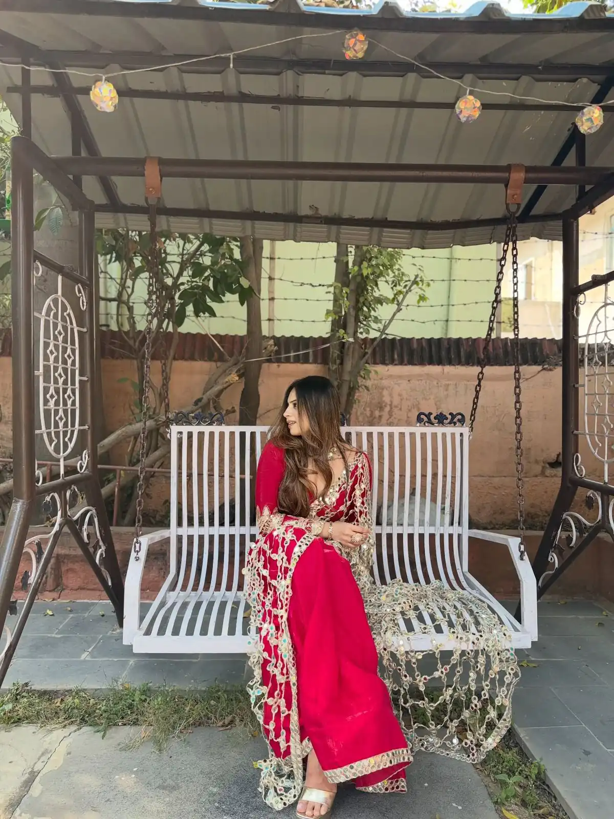 Red Fendy Silk Lace Mirror Work Saree - Image 5