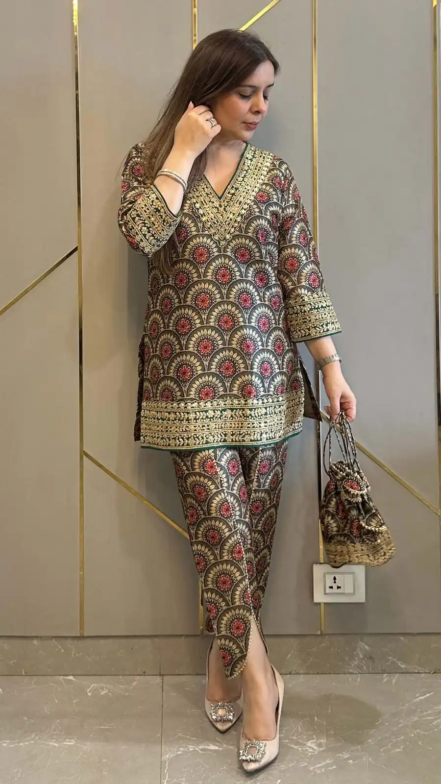 Brown Mul Cotton Lace Embroidery Work Salwar Suit