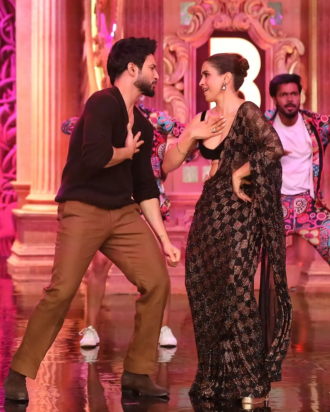 DF 3479 Black Faux Georgette Saree Perfect for Wedding, Party, Bridal Wear, Baisakhi, Raksha Bandhan –. Introductory Price ₹1699. Delivery 4-6 Workin | Bollywood Sarees, Creative Sarees, Designer Sarees, Embroidered Sarees, Ethnic Saree, Modern Digital sarees, Party Wear Sarees, Sarees