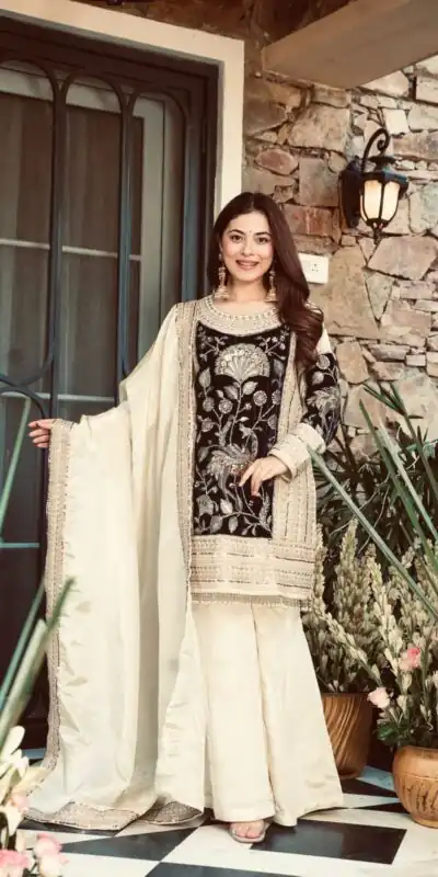 AD 221 Coffee in Glass Organza Silk. Lace Work & Embroidery Work Salwar Suit Affordable Price ₹2599. Delivery 4-6 Working Days. Shop now. | Jump Suits, Straight Suits, Casual Suits, Creative suits, Designer Suits, Palazzo Suits, Party Wear Suits, Patiala Suits, Salwar suit