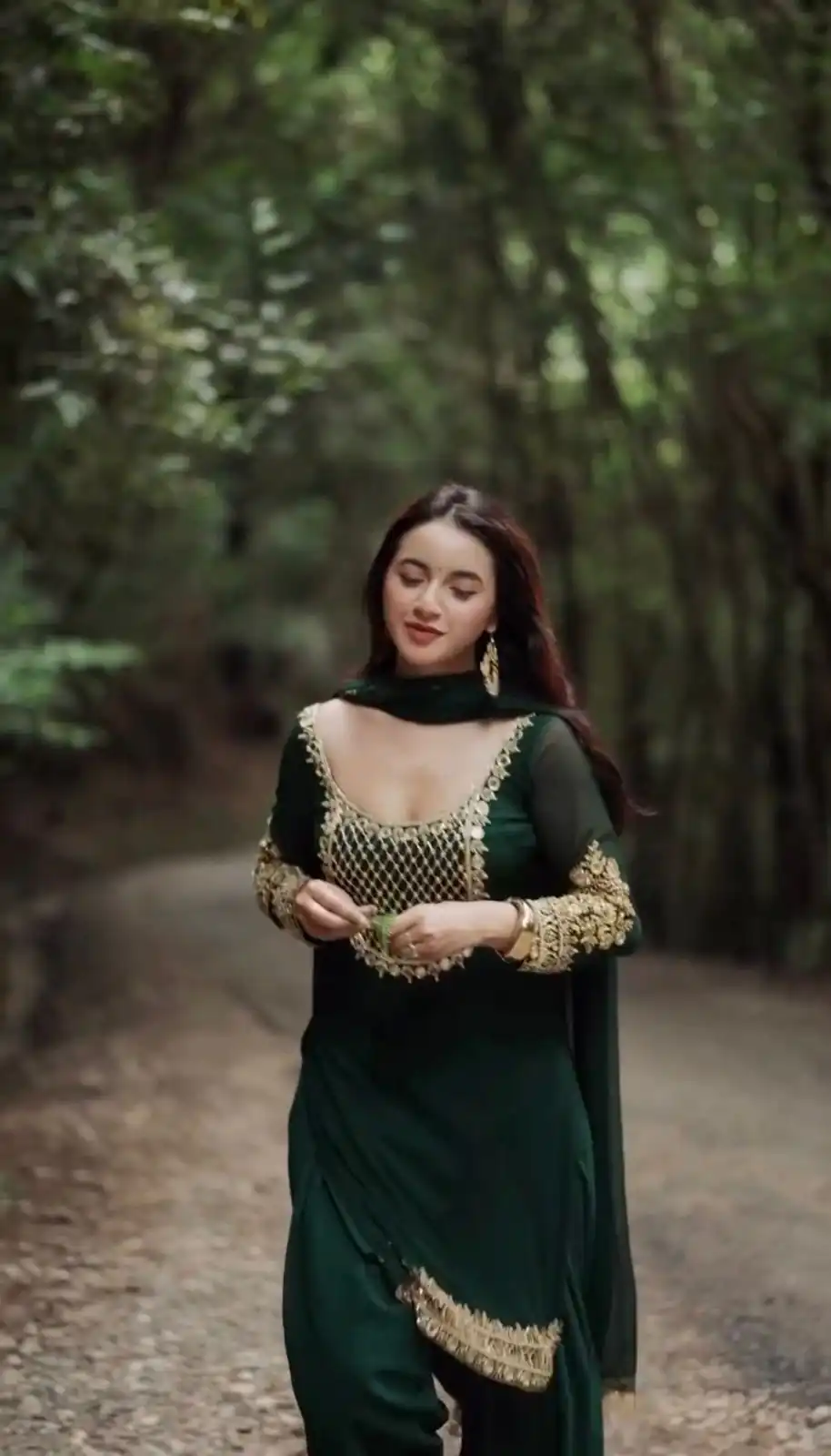 RTC 5978 Green Color Georgette Salwar Suit with Embroidery Work. Introductory Price ₹1949. Delivery 4-6 Working Days. Shop now. | Jump Suits, Straight Suits, Casual Suits, Creative suits, Designer Suits, Palazzo Suits, Party Wear Suits, Patiala Suits, Salwar suit