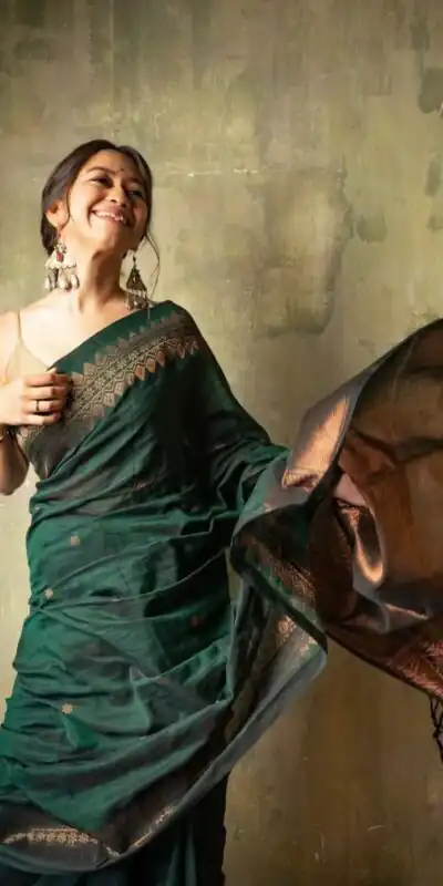 KP 6012 Green in Soft Lichi Silk Lace Border & Lace Work Saree . Available at ₹1399 only. Delivery 4-6 Working Days. Shop now. | Bollywood Sarees, Creative Sarees, Designer Sarees, Embroidered Sarees, Ethnic Saree, Modern Digital sarees, Party Wear Sarees, Sarees